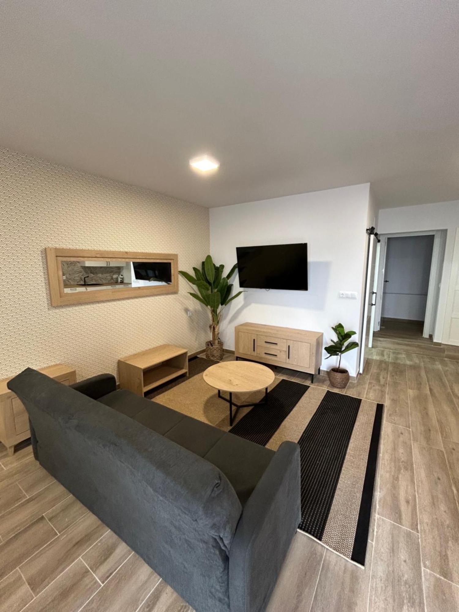 Briones Al Mar Apartment กัมบาโดส ภายนอก รูปภาพ